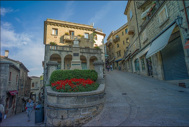 San Marino Day Trip
