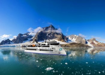 ferry to iceland from canada